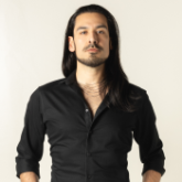 Headshot of opera bass-baritone singer Richard Ollarsaba with Arizona Opera