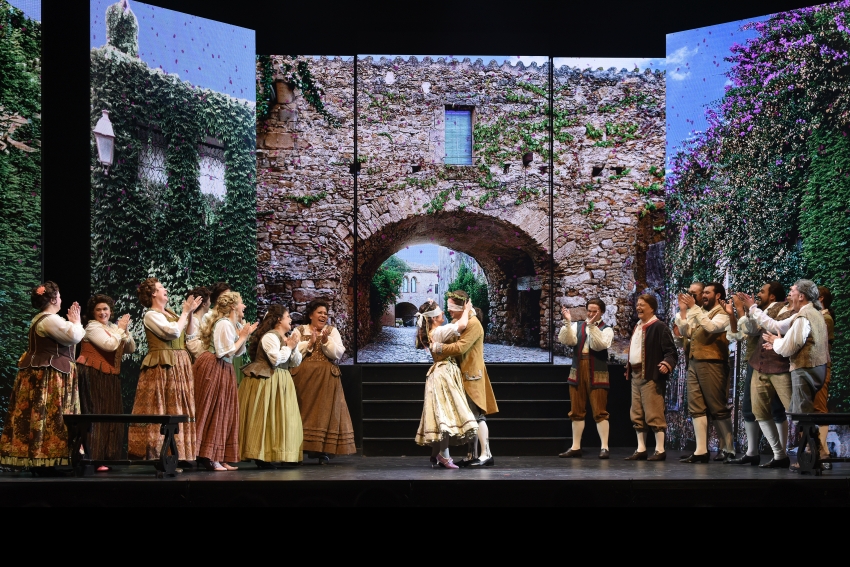 Arizona Opera ends season in Tucson with laugh-filled 'Don Giovanni'